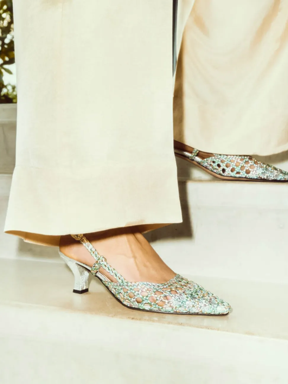Konstantin Starke – Slingback-Pumps aus Flechtleder multicolor