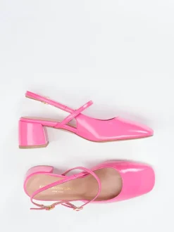Konstantin Starke – Slingback-Pumps aus Lackleder Pink