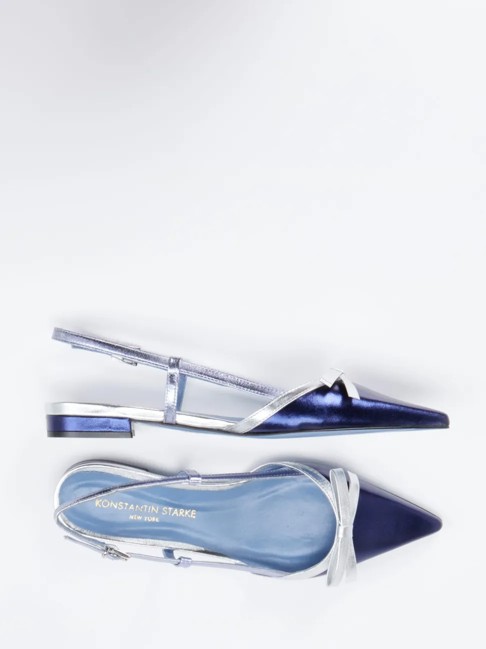Konstantin Starke – Slingpumps aus Metallicleder blau
