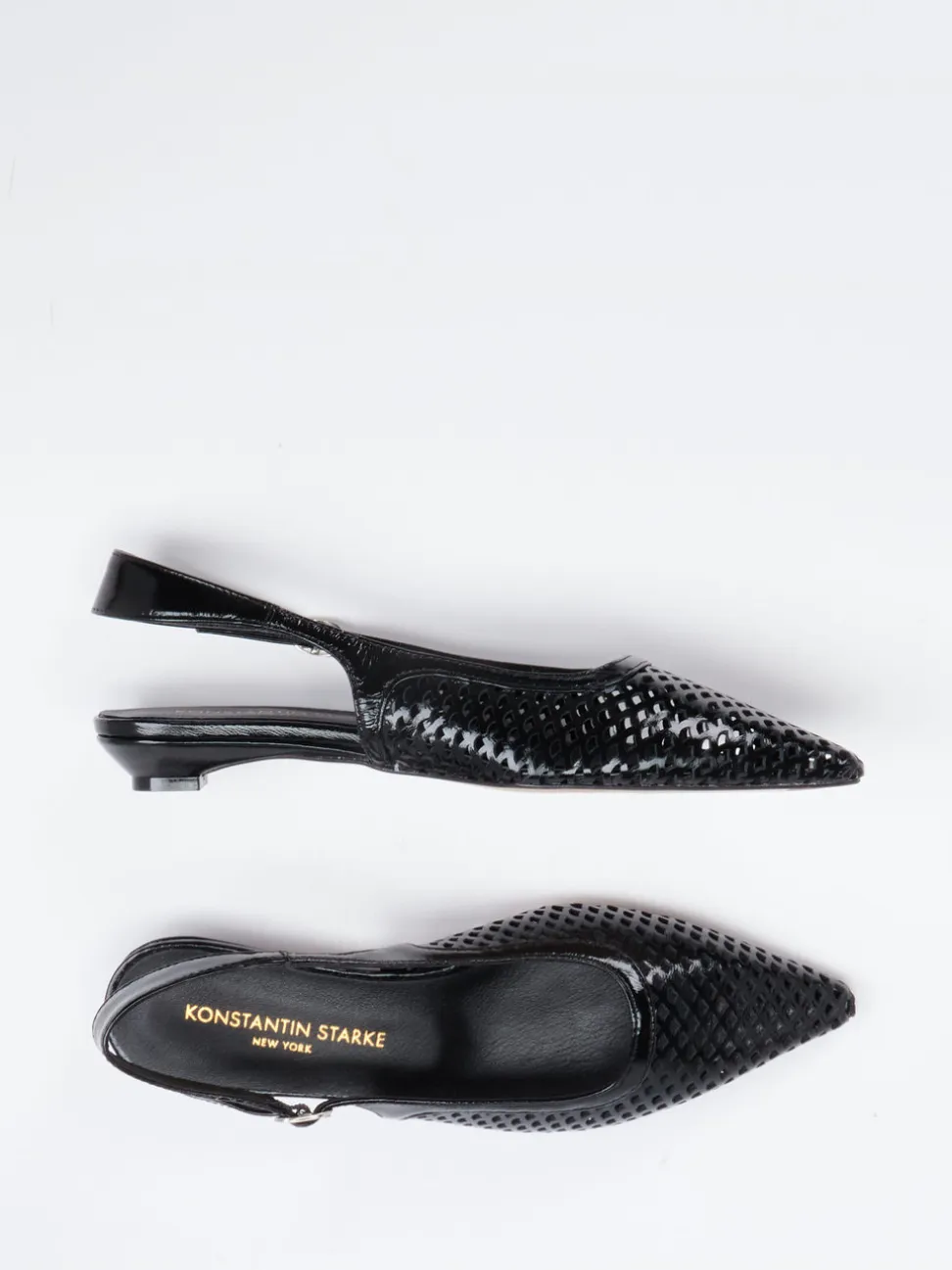 Konstantin Starke – Slingpumps aus Lackleder Schwarz