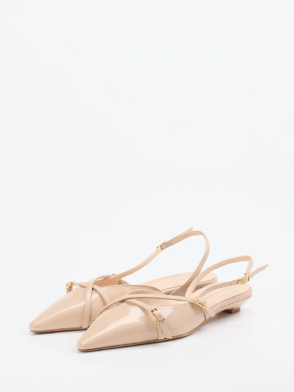 Konstantin Starke – Slingpumps aus Lackleder in Nude