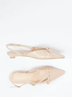 Konstantin Starke – Slingpumps aus Lackleder in Nude