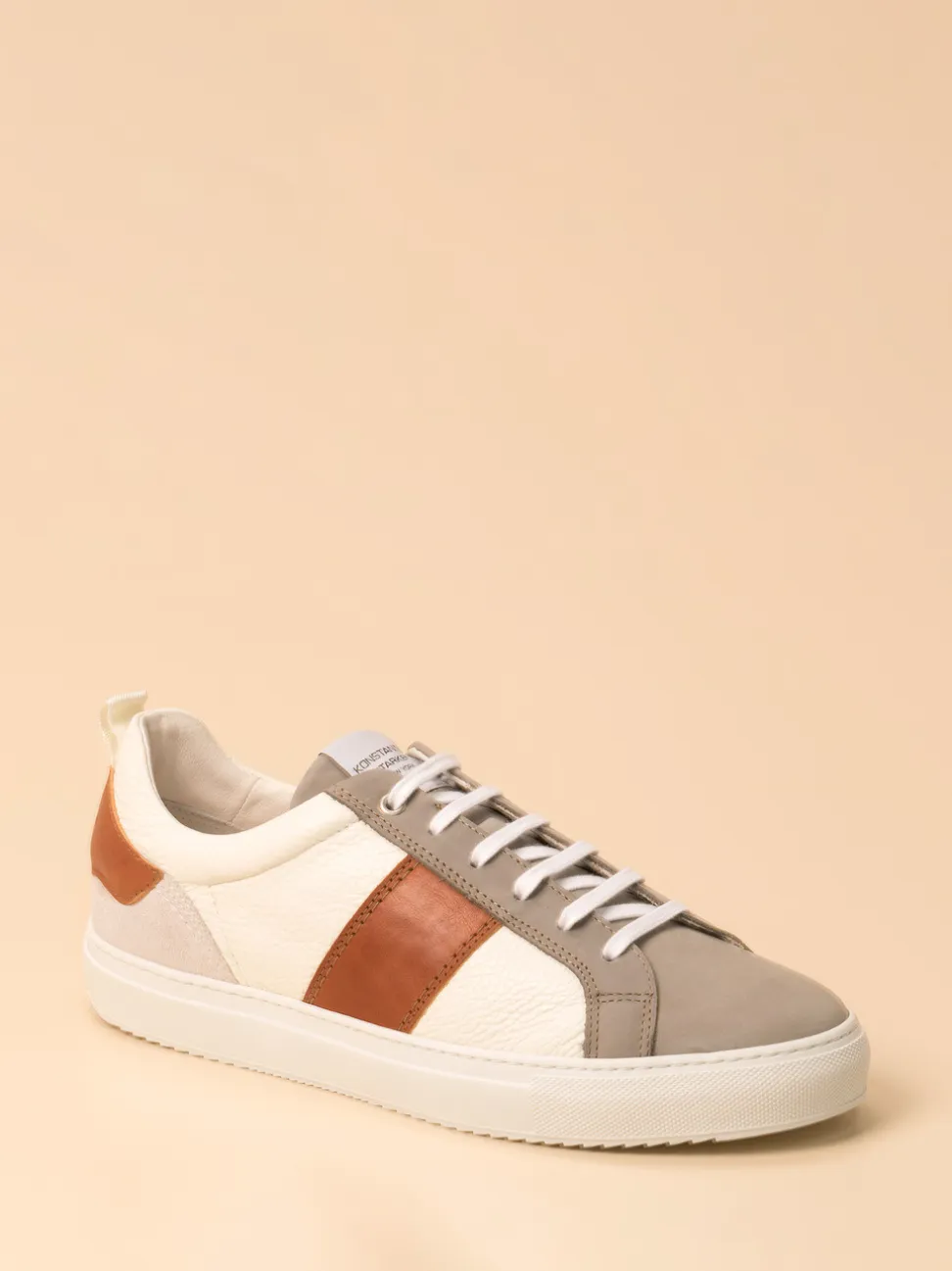 Konstantin Starke – Sneaker aus Kalbleder weiß-cognac