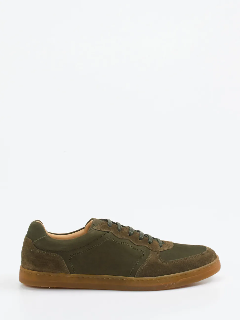 Konstantin Starke – Sneaker aus Veloursleder olivgrün