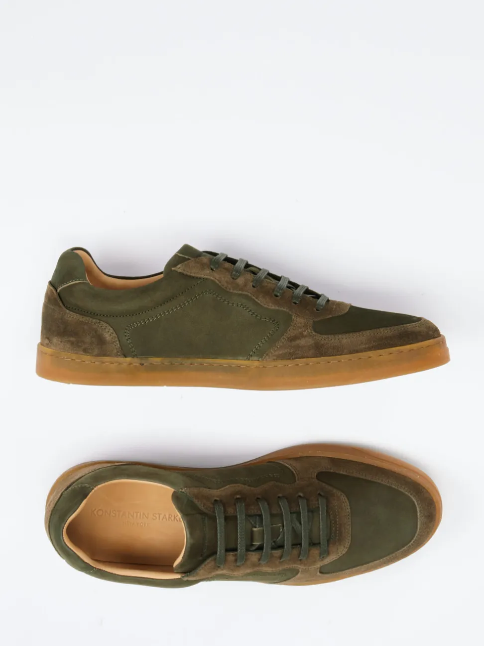Konstantin Starke – Sneaker aus Veloursleder olivgrün