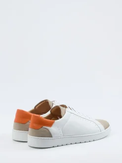Konstantin Starke – Sneaker aus Kalbleder Weiß-Orange