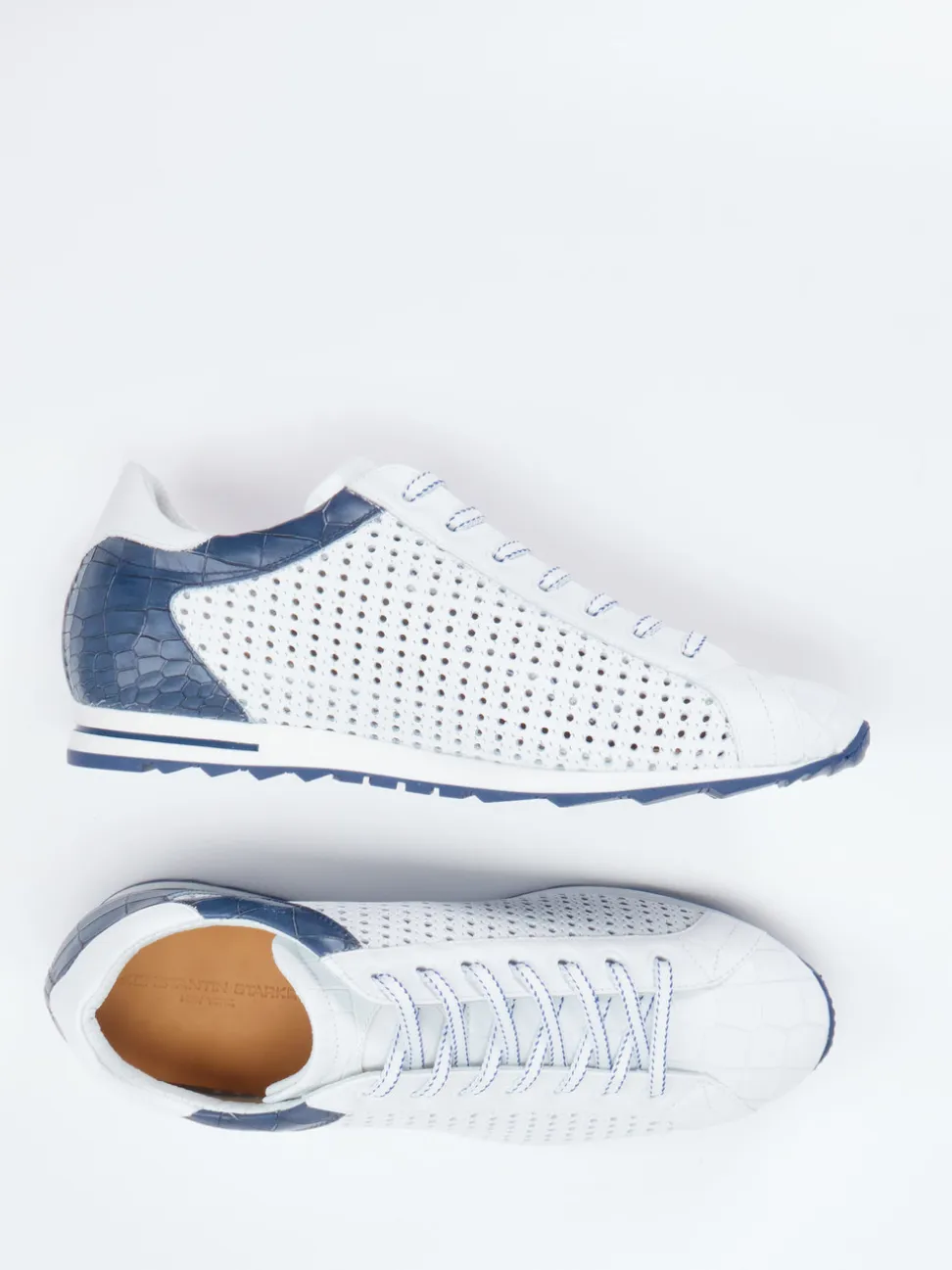 Konstantin Starke – Sneaker aus geprägtem Leder weiß