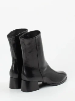Konstantin Starke – Stiefeletten aus Lammleder schwarz