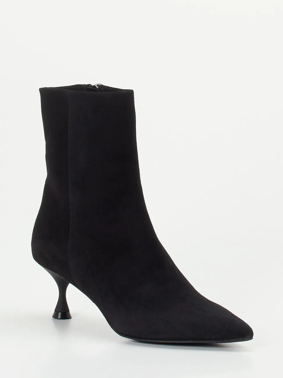 Konstantin Starke – Stiefelette aus Veloursleder Schwarz