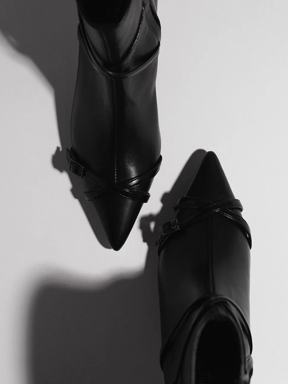 Konstantin Starke – Stiefeletten aus Lammleder Schwarz