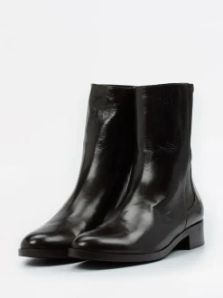 Konstantin Starke – Stiefelette aus Lammleder Dunkelbraun