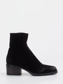 Konstantin Starke – Stiefeletten aus Veloursleder Schwarz
