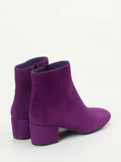 Konstantin Starke – Stiefelette aus Veloursleder Violett