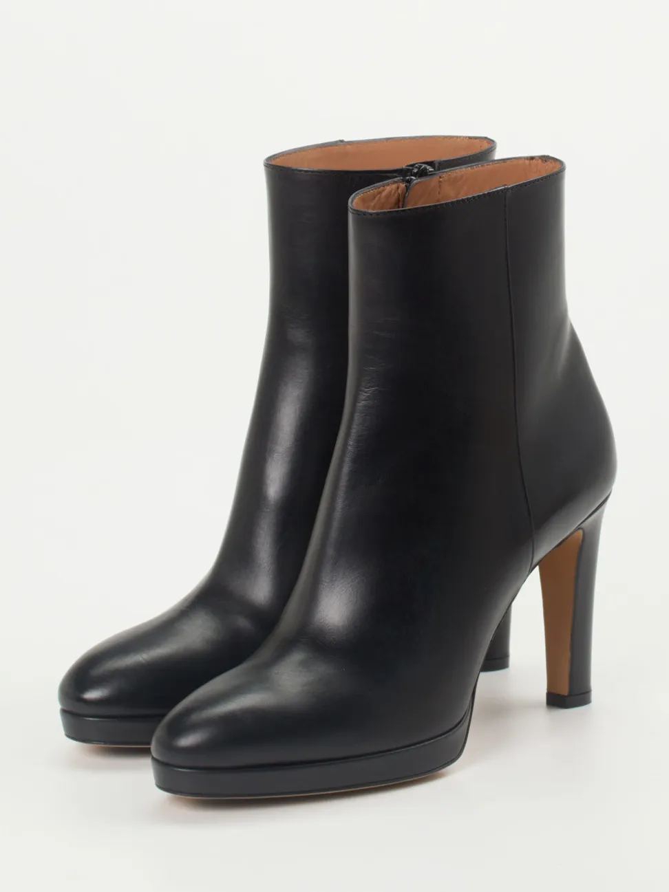 Konstantin Starke – Stiefeletten aus Kalbleder Schwarz