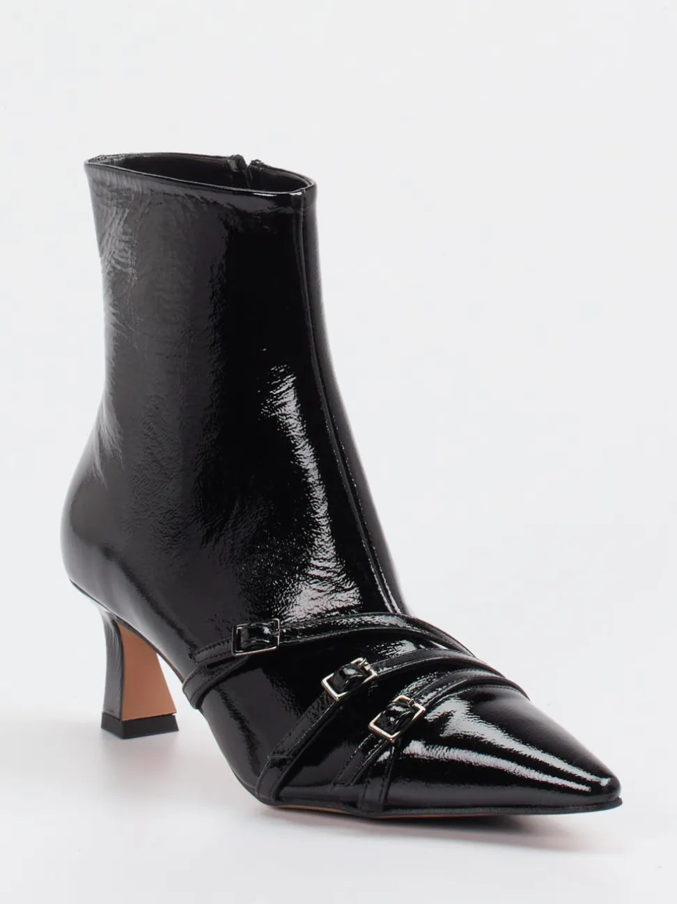 Konstantin Starke – Stiefelette aus Lackleder Schwarz