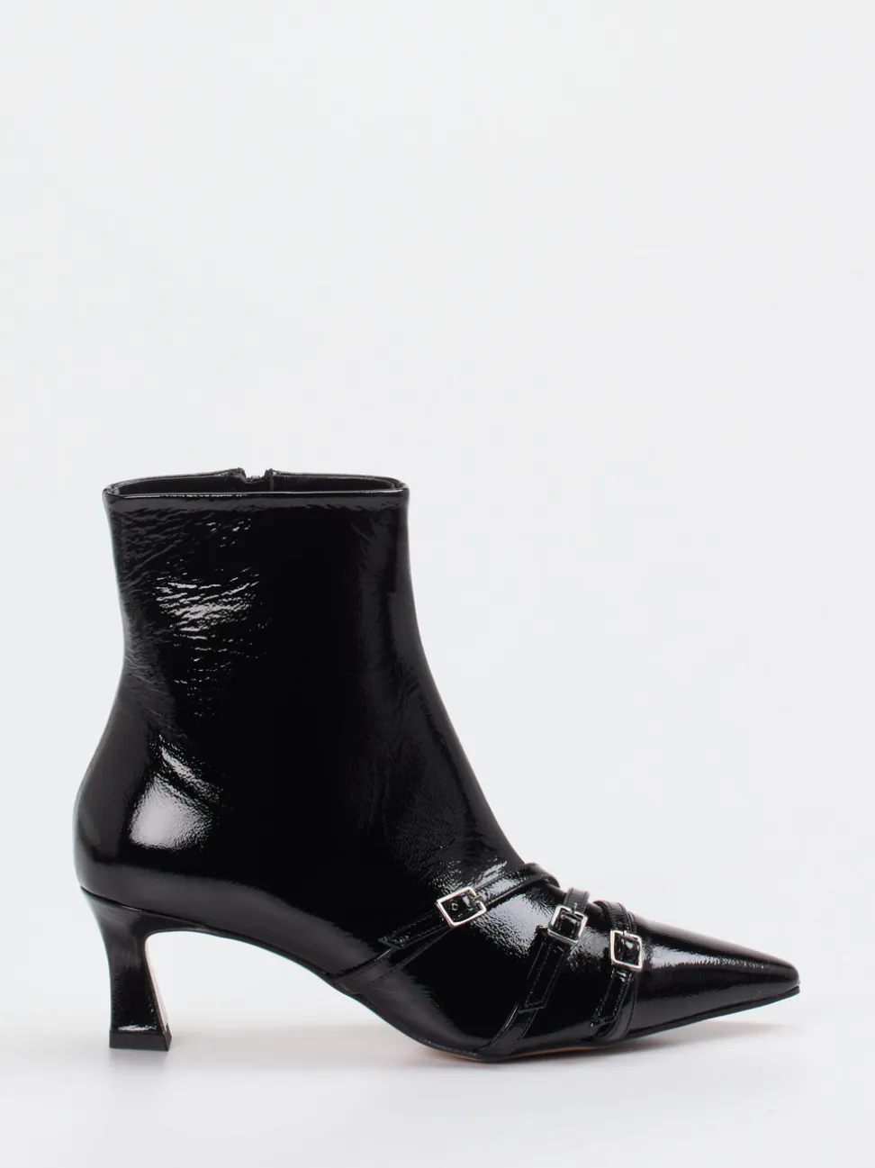 Konstantin Starke – Stiefelette aus Lackleder Schwarz