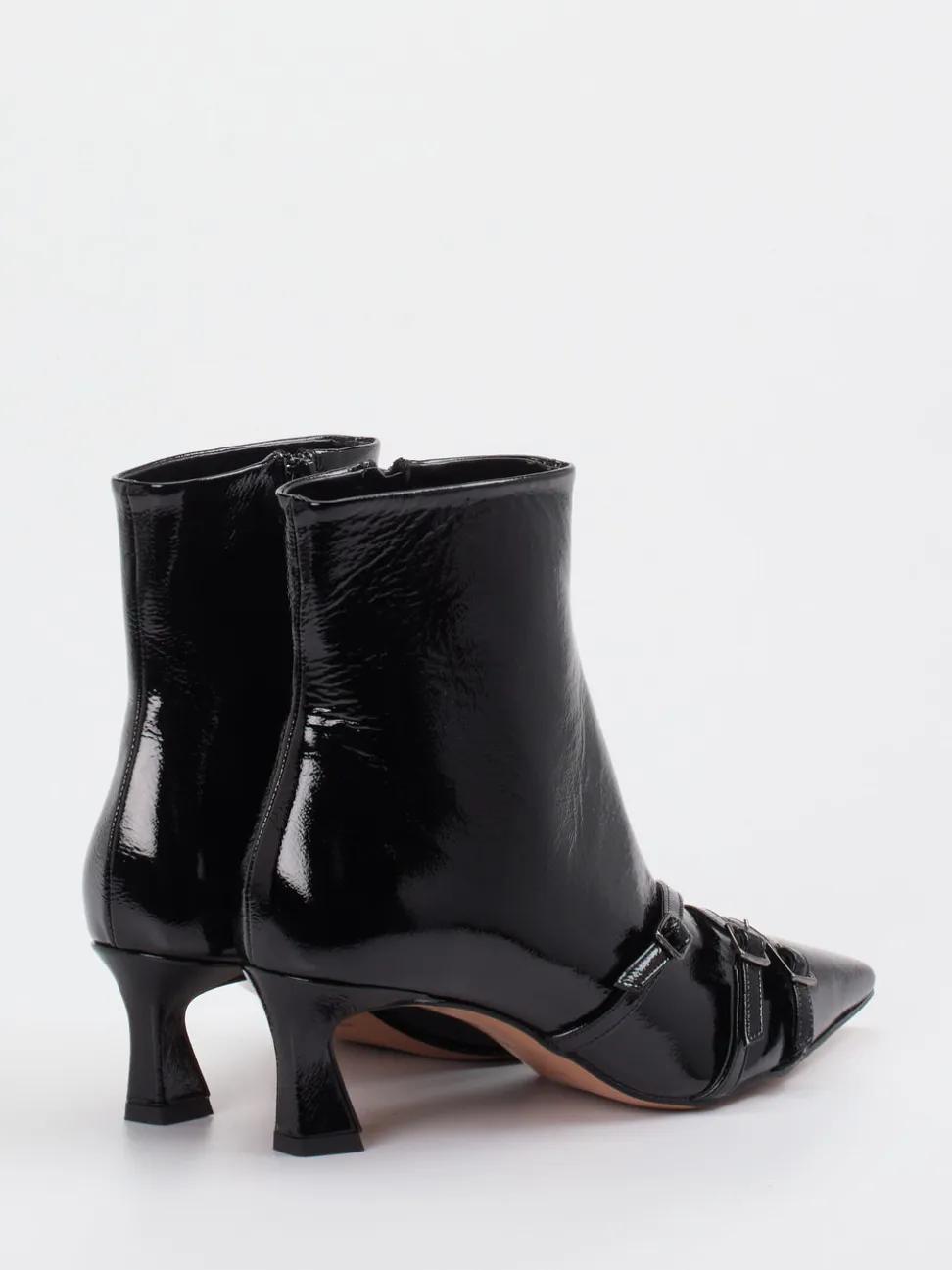 Konstantin Starke – Stiefelette aus Lackleder Schwarz