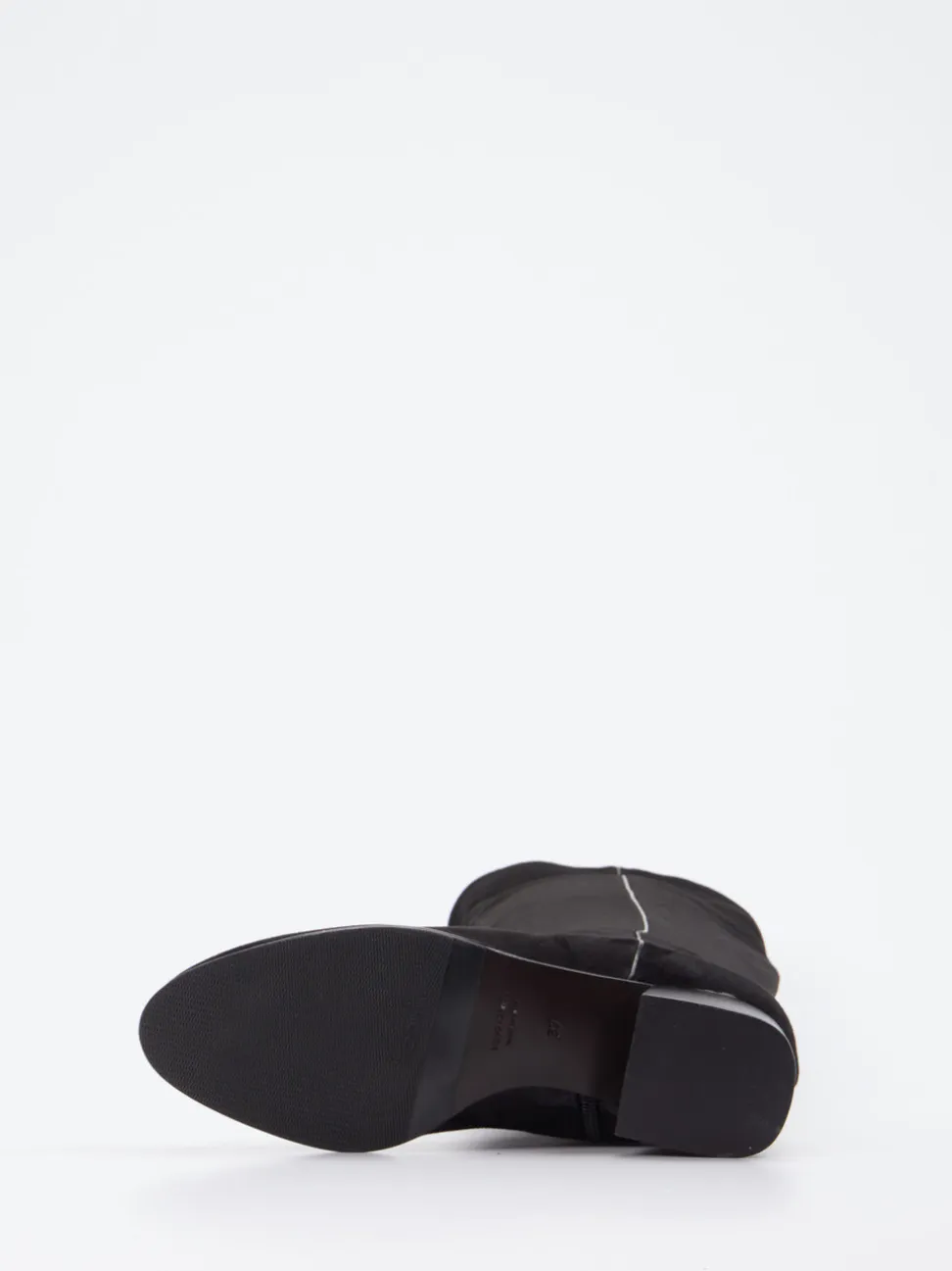 Konstantin Starke – Stiefel aus Stretchvelours Schwarz