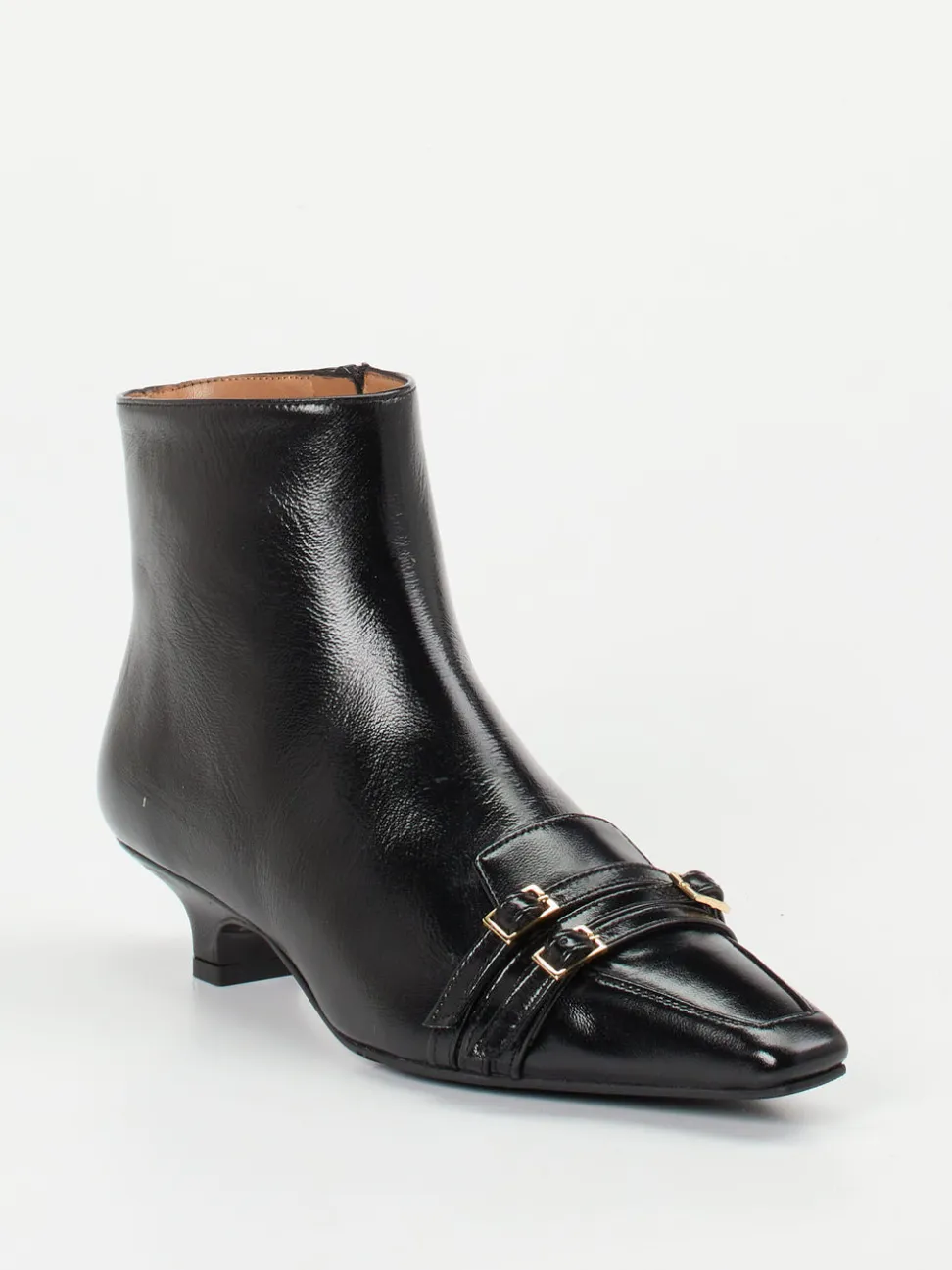 Konstantin Starke – Stiefelette aus Lackleder schwarz