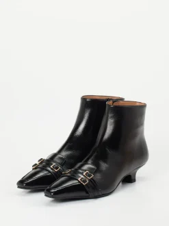 Konstantin Starke – Stiefelette aus Lackleder schwarz