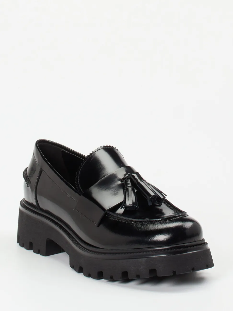 Konstantin Starke – Tassel Loafer aus Hochglanzleder Schwarz