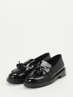 Konstantin Starke – Tassel Loafer aus Hochglanzleder schwarz