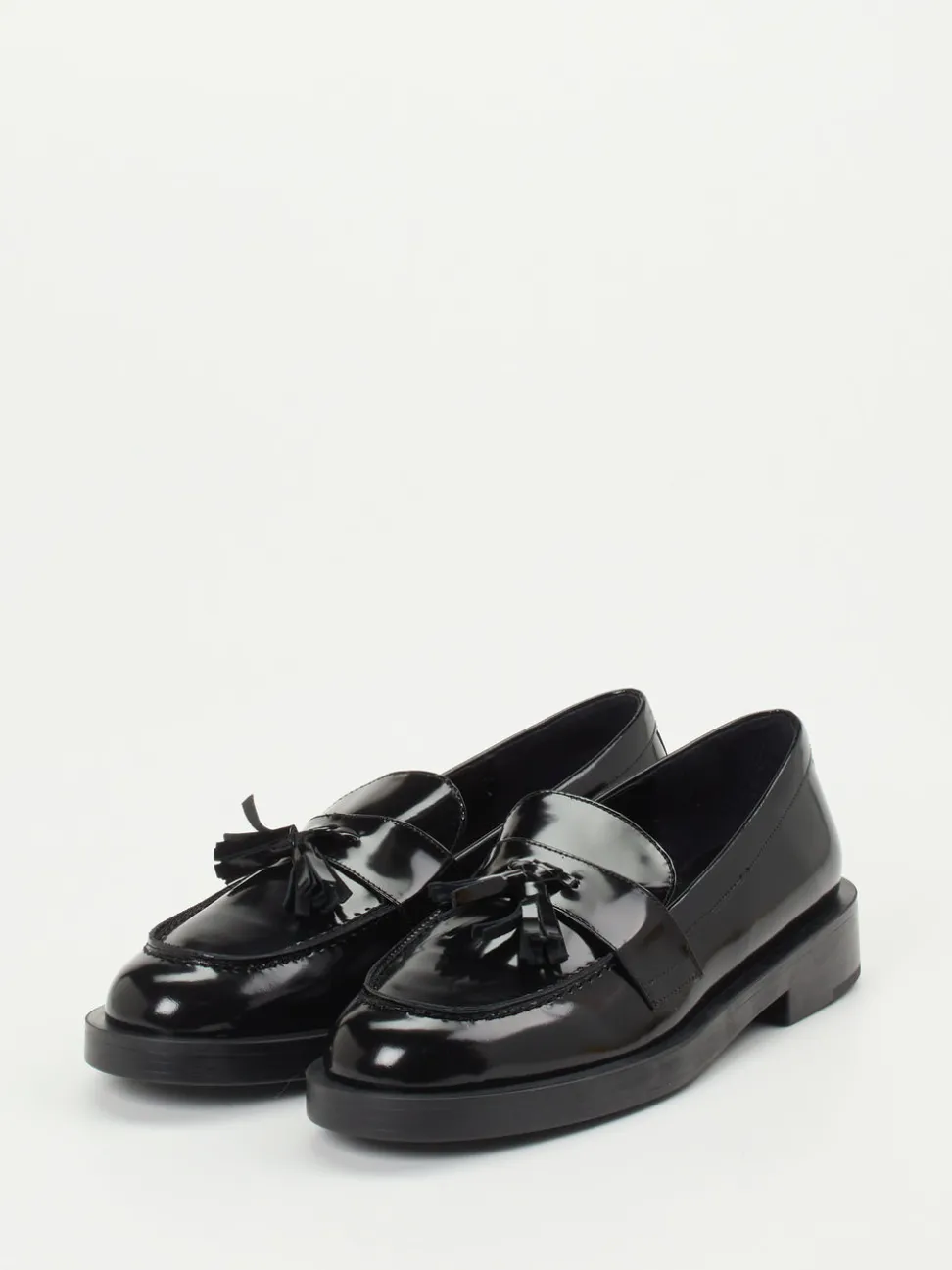 Konstantin Starke – Tassel Loafer aus Hochglanzleder schwarz
