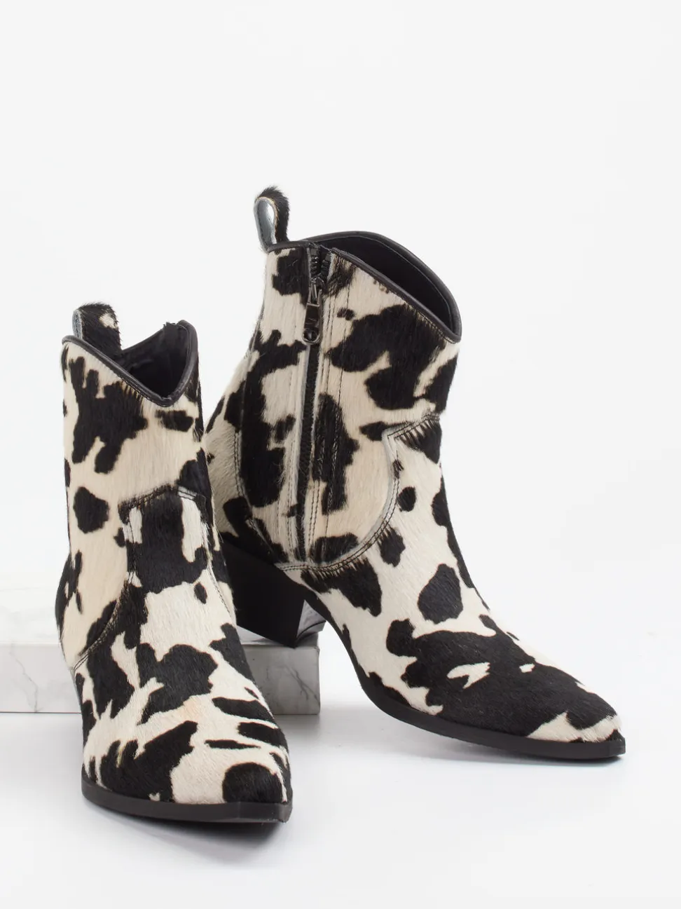 Konstantin Starke – Western-Stiefeletten aus Ponyfell