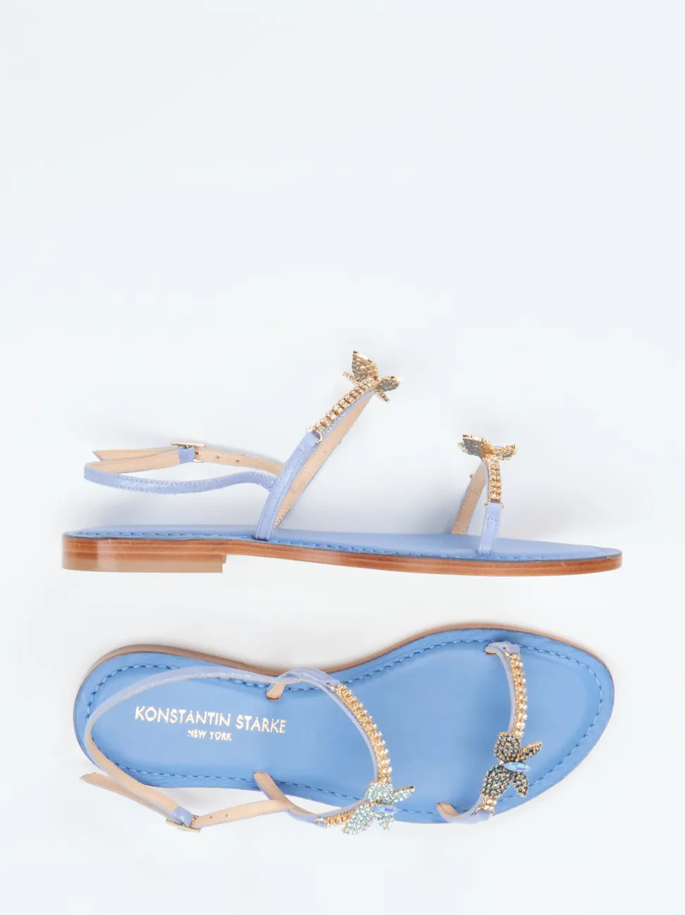 Konstantin Starke – Zehentrenner-Sandale aus Metallicleder Blau