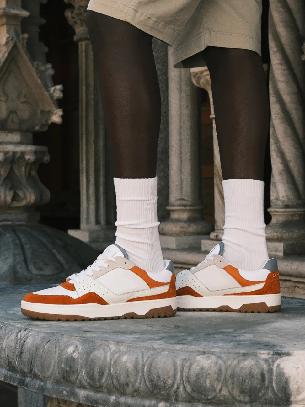 La Martina – Sneaker aus Kalbleder und Veloursleder Cremeweiß
