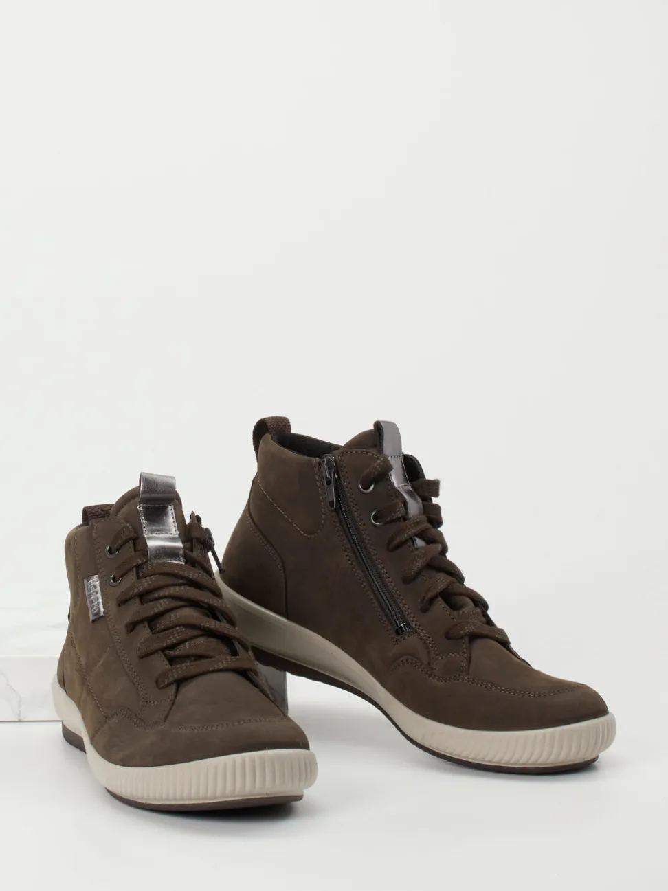 Legero – Schnürboots aus Nubukleder mittelbraun