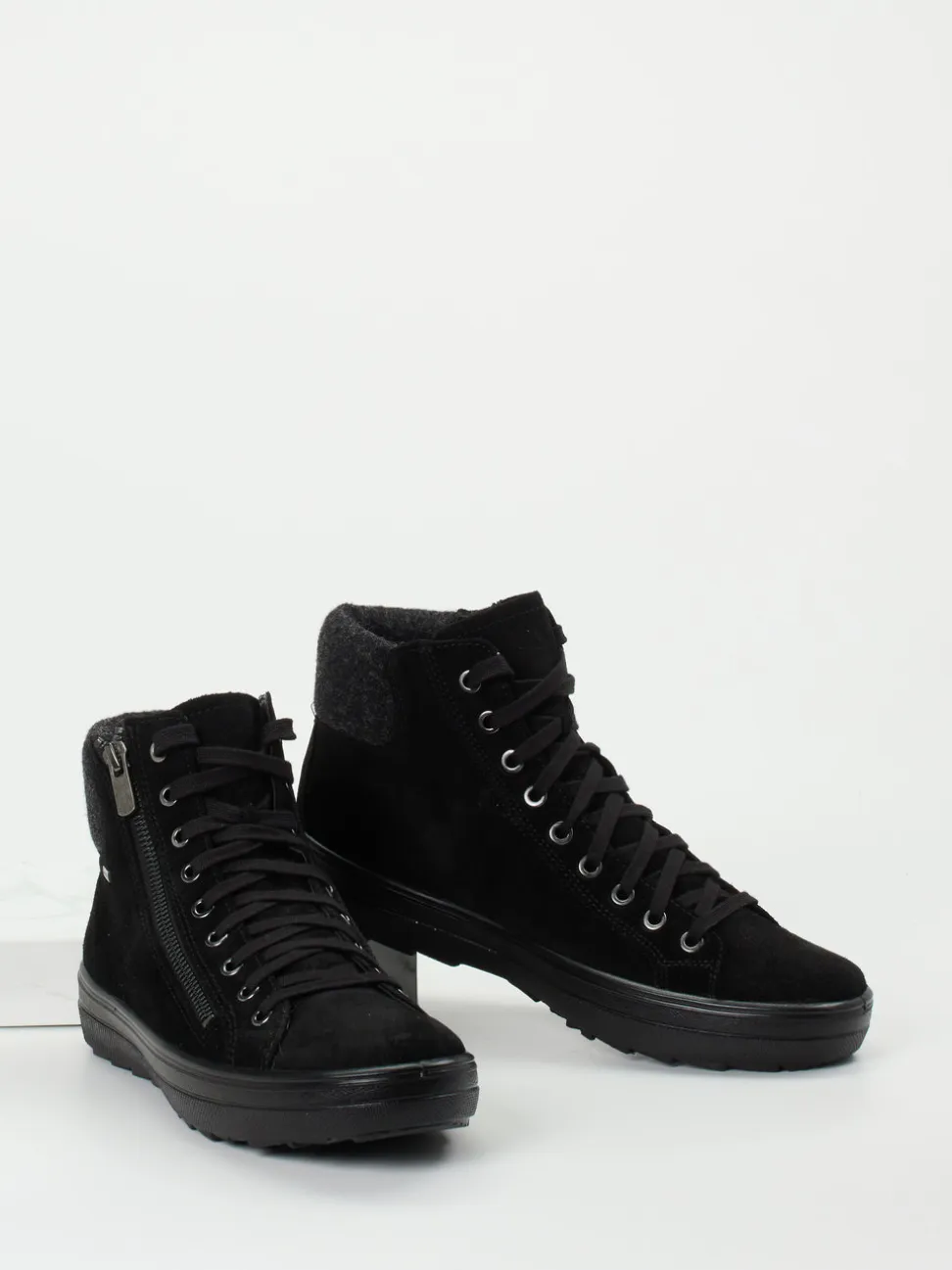 Legero – Schnürstiefelette aus Veloursleder schwarz