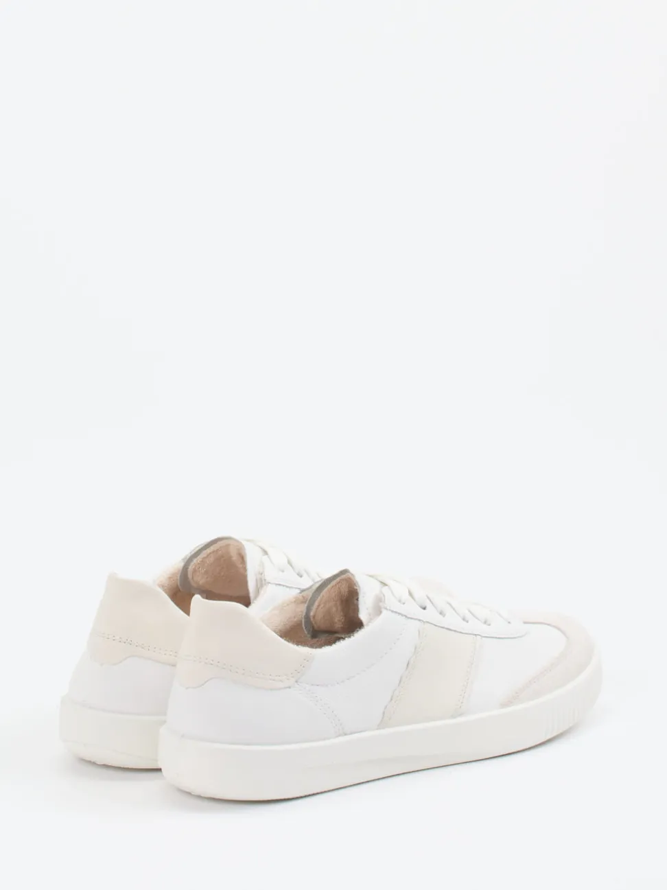 Legero – Sneaker aus Lammleder in Offwhite
