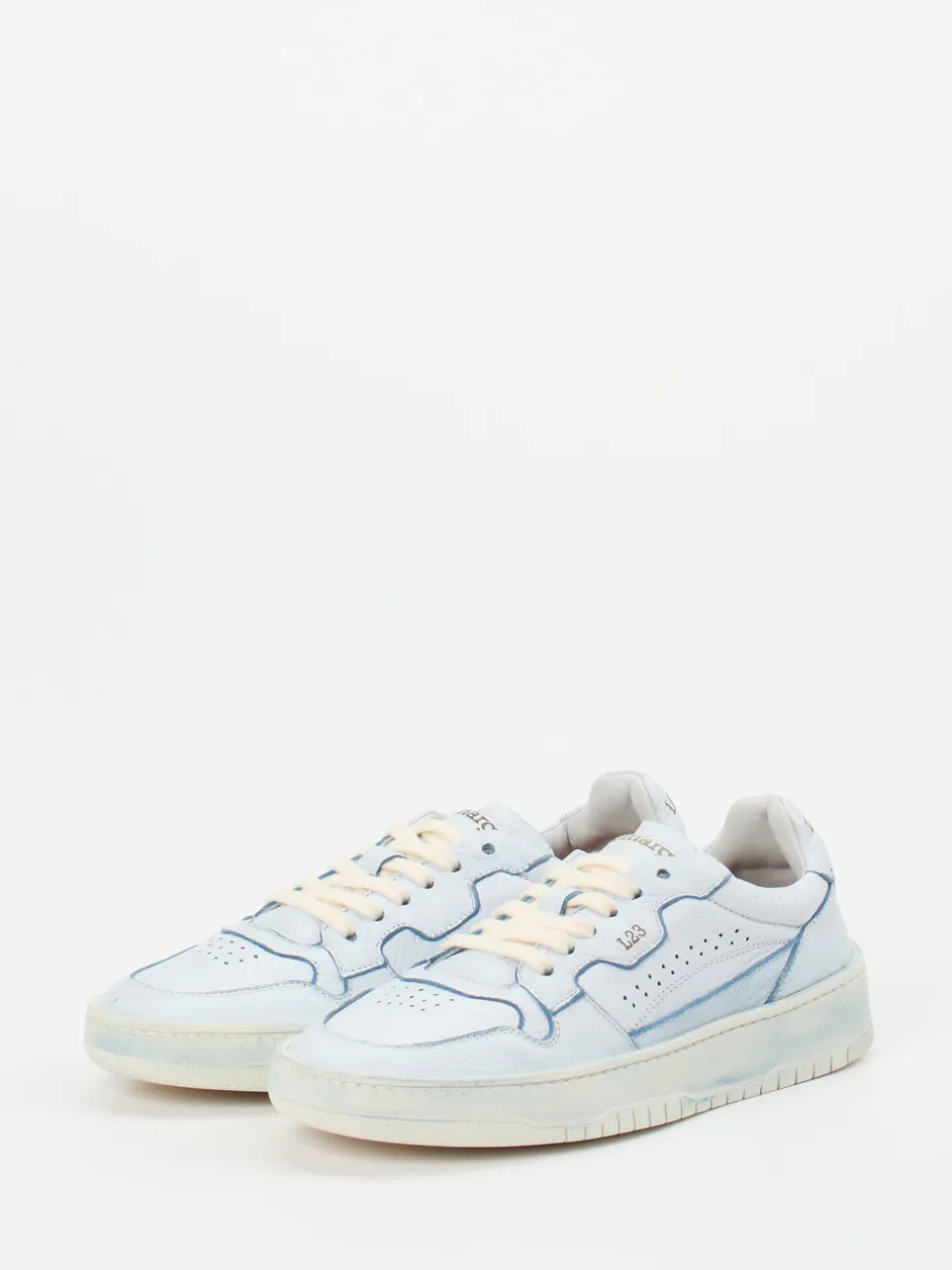Lemargo – Sneaker aus genarbtem Glattleder hellblau