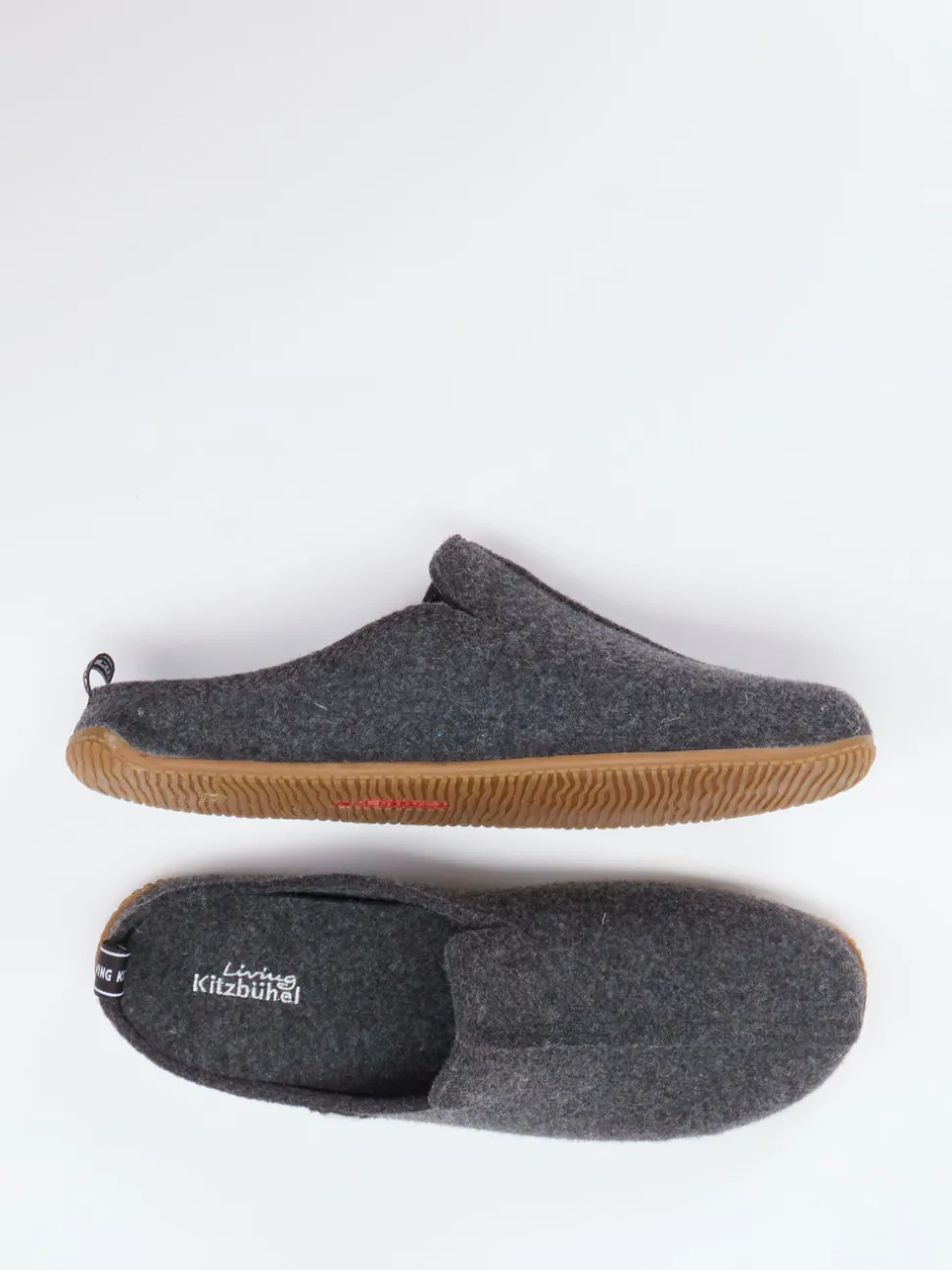 Living Kitzbühel – Hüttenschuhe aus Wollfilz grau