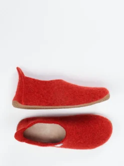 Living Kitzbühel – Hüttenschuhe aus Wollfilz Rot
