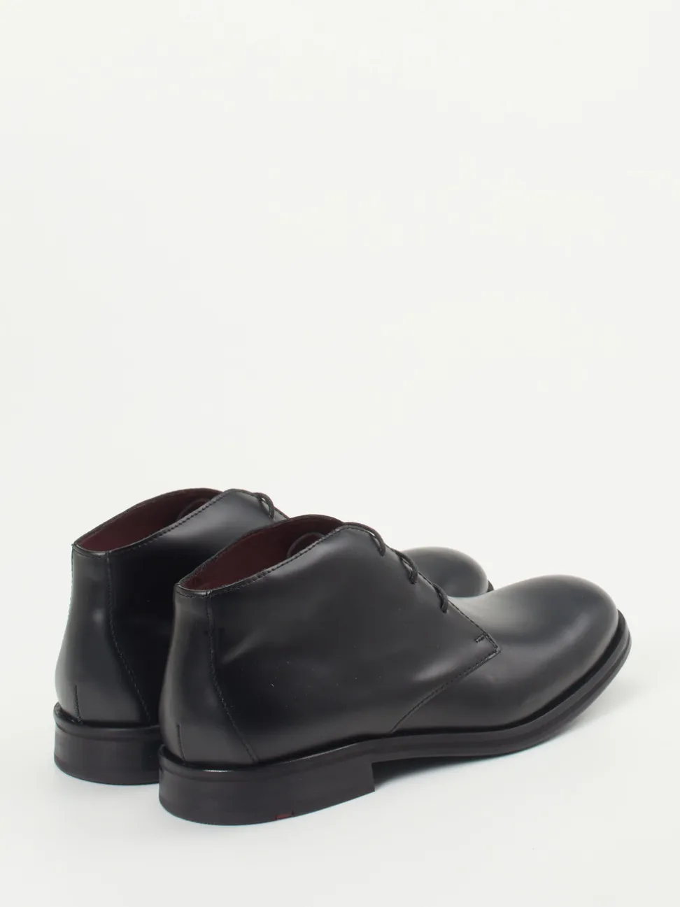 Lloyd – Desert Boots aus Hochglanzleder schwarz