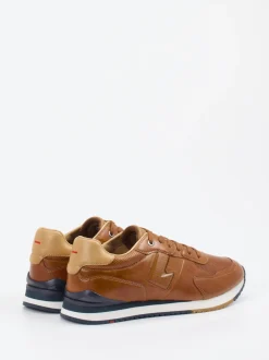 Lloyd – Sneaker aus Glattleder in Cognacbraun