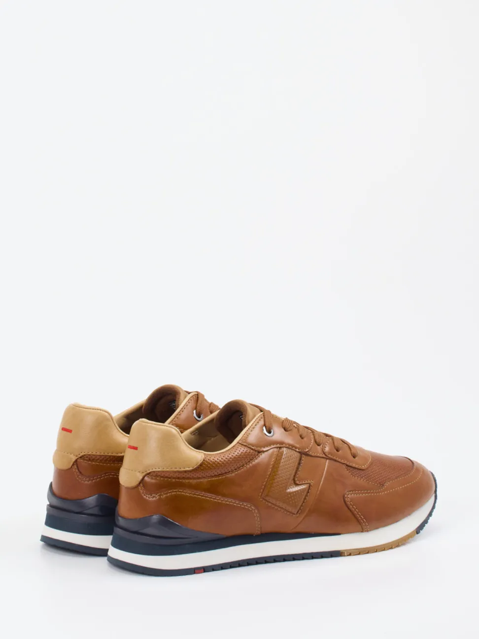 Lloyd – Sneaker aus Glattleder in Cognacbraun