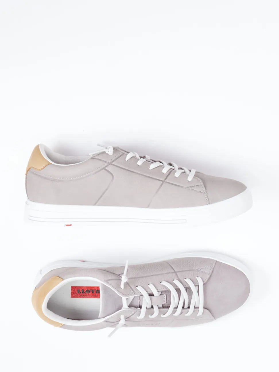 Lloyd – Sneaker aus Nubukleder in Hellgrau