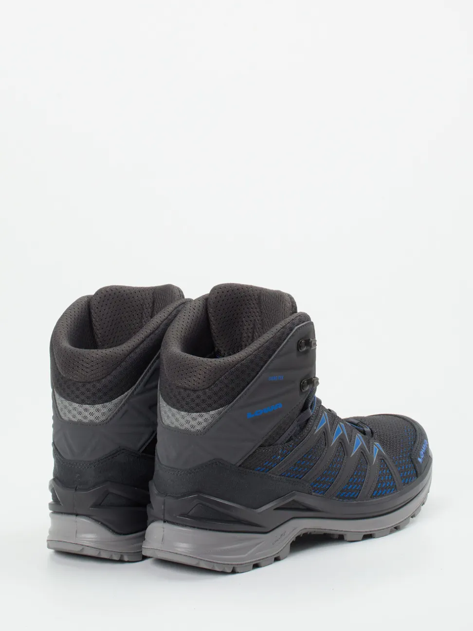 Lowa – Wanderschuh aus Textil und Synthetik Anthrazit