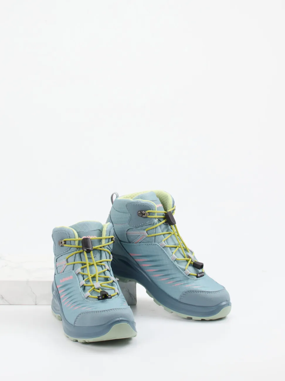Lowa – Wanderschuhe aus Synthetik in Blaugrau
