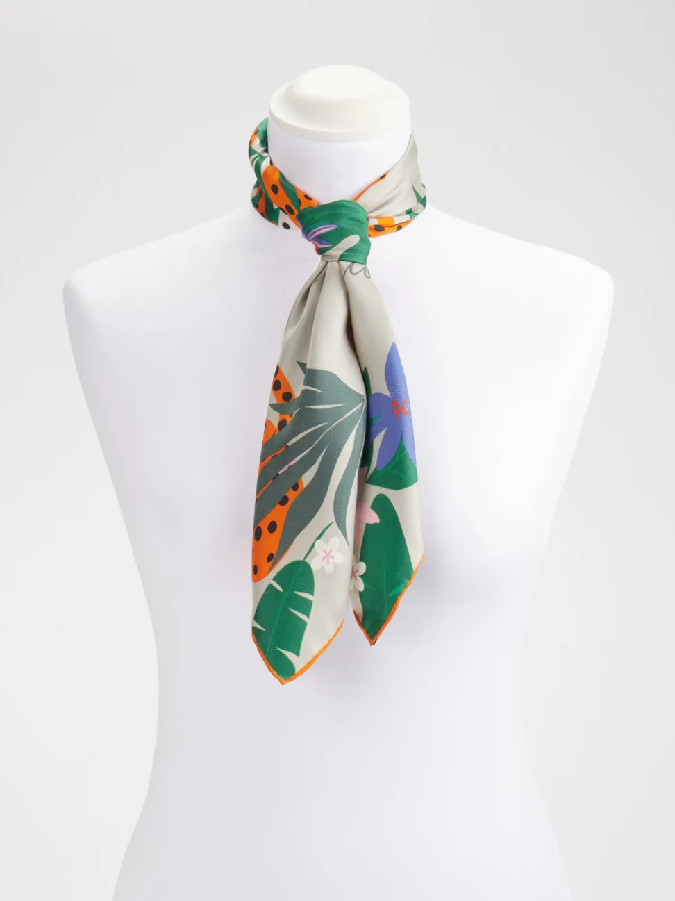 Lua Accessories – Nickituch aus Satin mit Tierprint