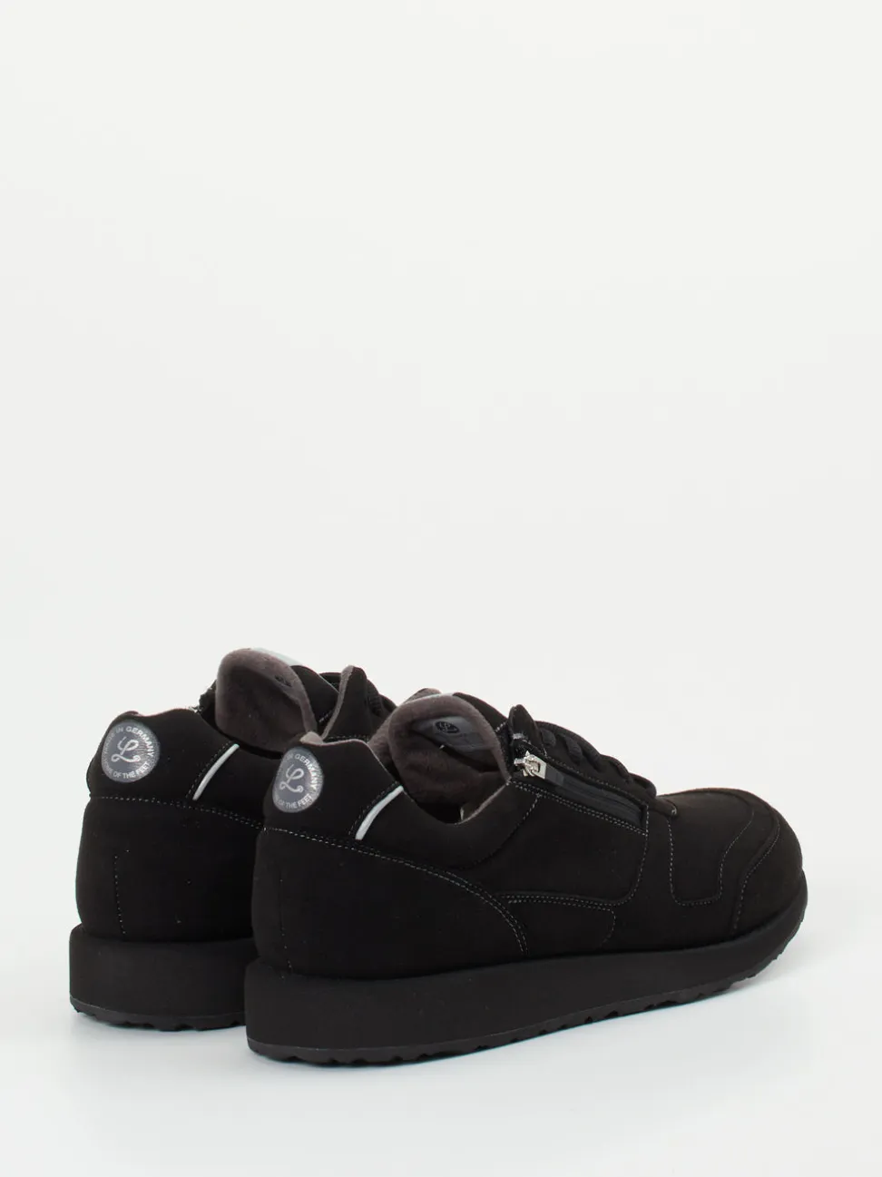 Lunge – Sneaker aus Textil in Velourslederoptik