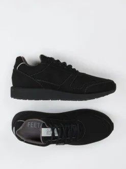 Lunge – Sneaker aus Textil in Veloursoptik schwarz