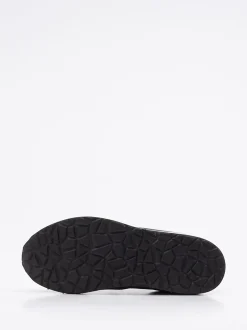 Lunge – Sneaker aus Textil in Veloursoptik Grau