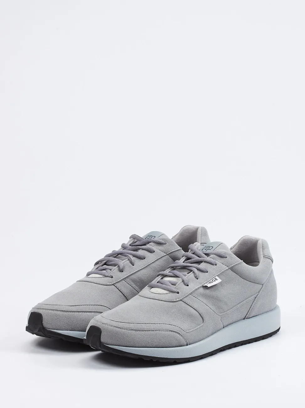 Lunge – Sneaker aus Textil in hellgrauem Velours