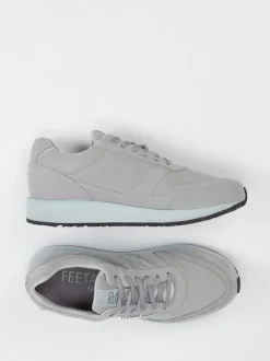 Lunge – Sneaker aus Velourslederoptik grau