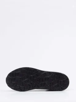 Lunge – Sneaker aus Velourslederoptik grau