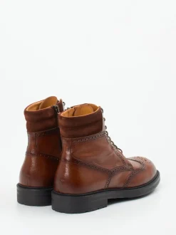 Magnanni – Brogue-Boots aus Kalbleder in Braun